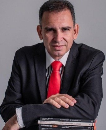 Marcos M. de Oliveira